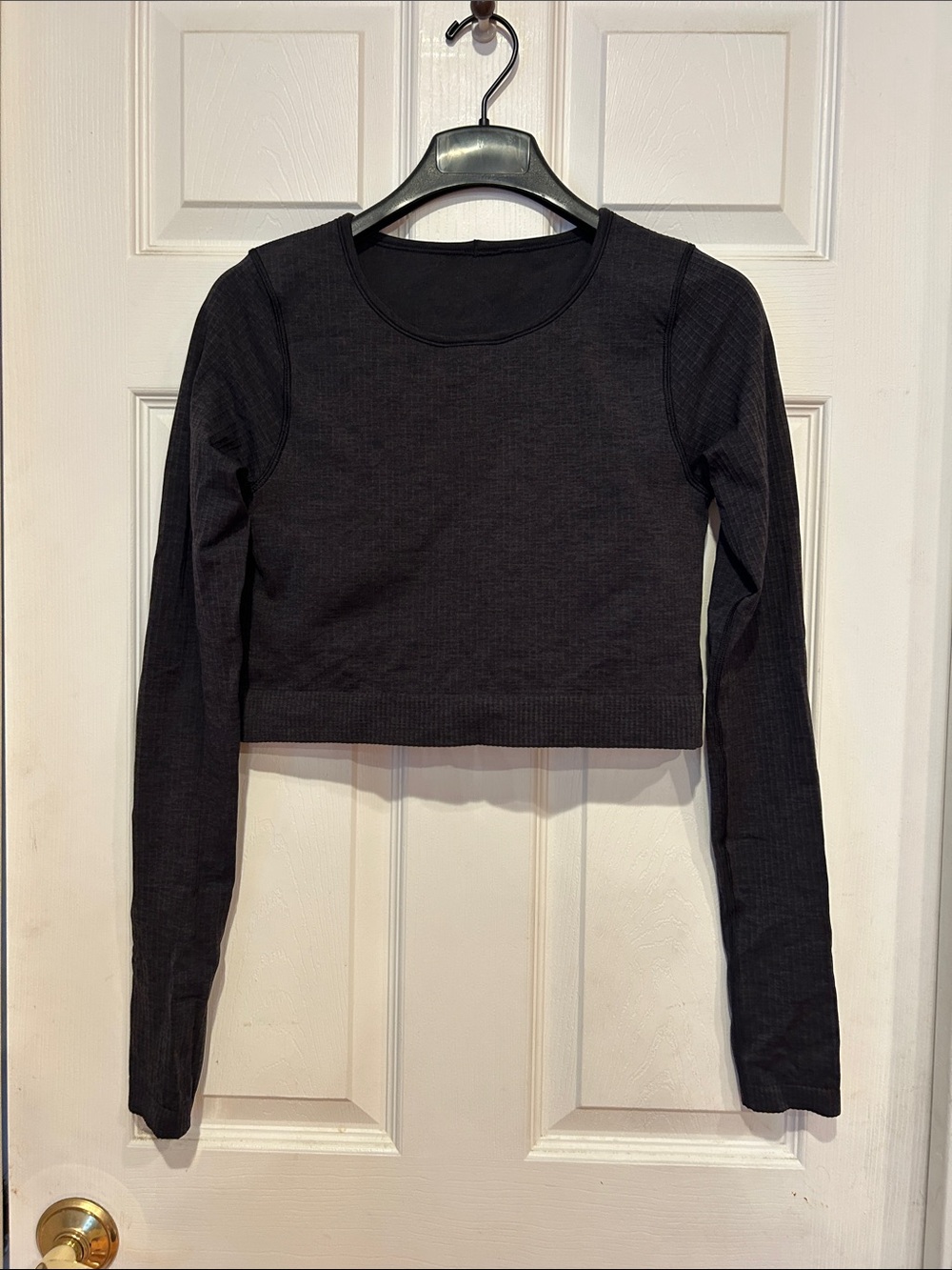lululemon athletica Black Long-Sleeve Ribbed Bra Top - Women